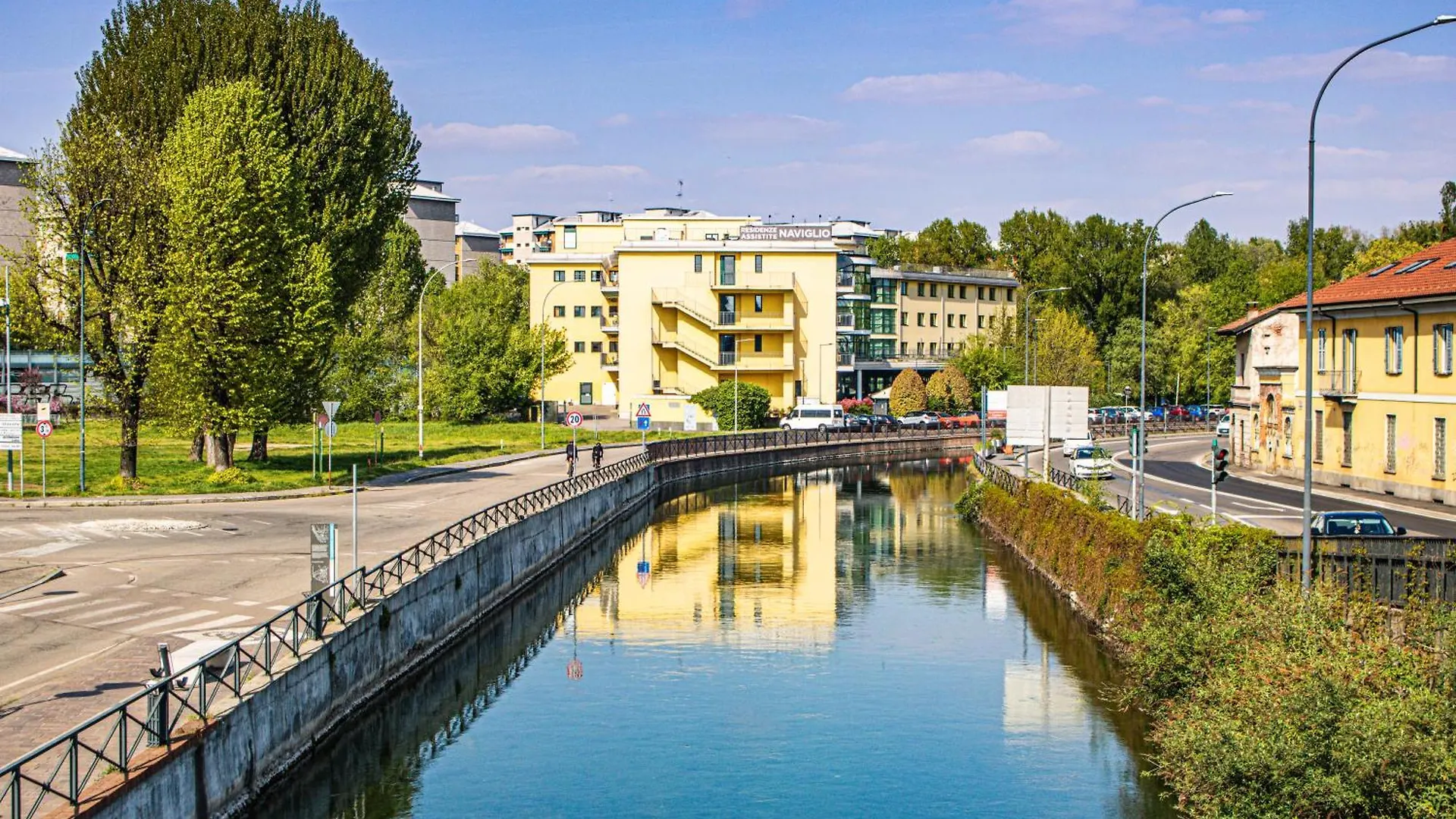 Along The Canal Smart Flat Naviglio - 4 People Corsico Italia